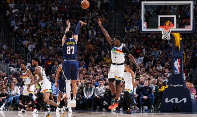  爱德华兹三分绝杀森林狼加时力克掘金  